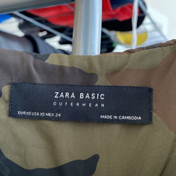 Zara camouflage rain jacket XS - Picture 3 of 4
